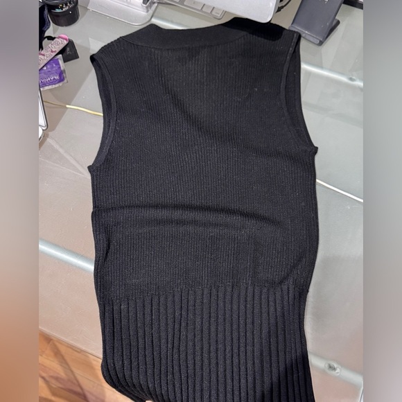 🖤  Stunning Long Tall Sally (Elegant Leg Brand) Black V-Neck Ribbed Top - M - Picture 9 of 14